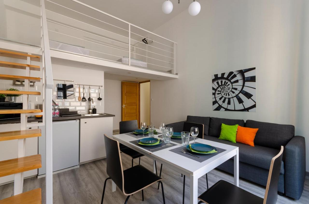 Hotel apartamentowy Bartok