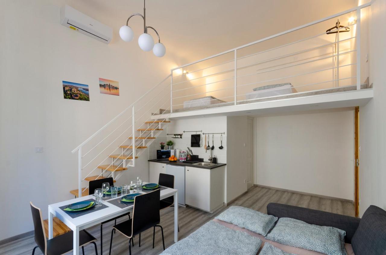 Hotel apartamentowy Bartok *