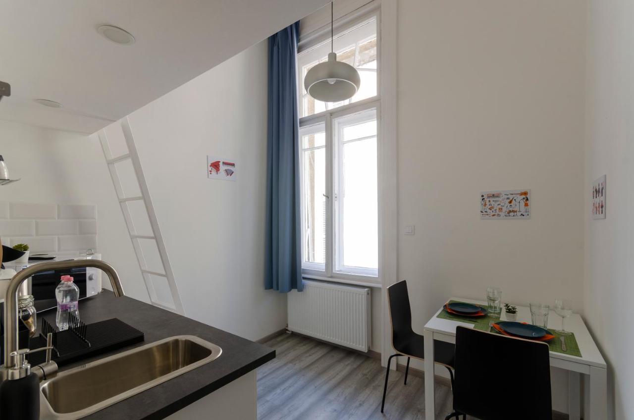 Hotel apartamentowy Bartok *