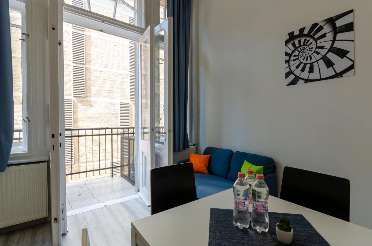 Hotel apartamentowy Bartok *